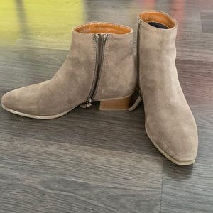 Aquatalia suede booties